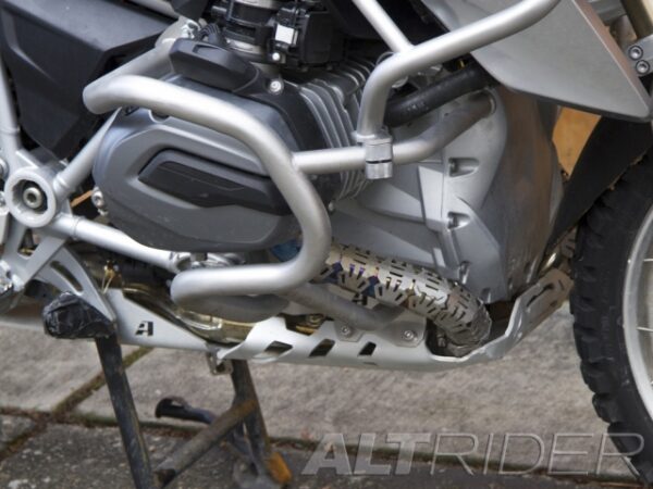 installed altrider crash bar and skid plate system for the bmw r 1250 gs 111